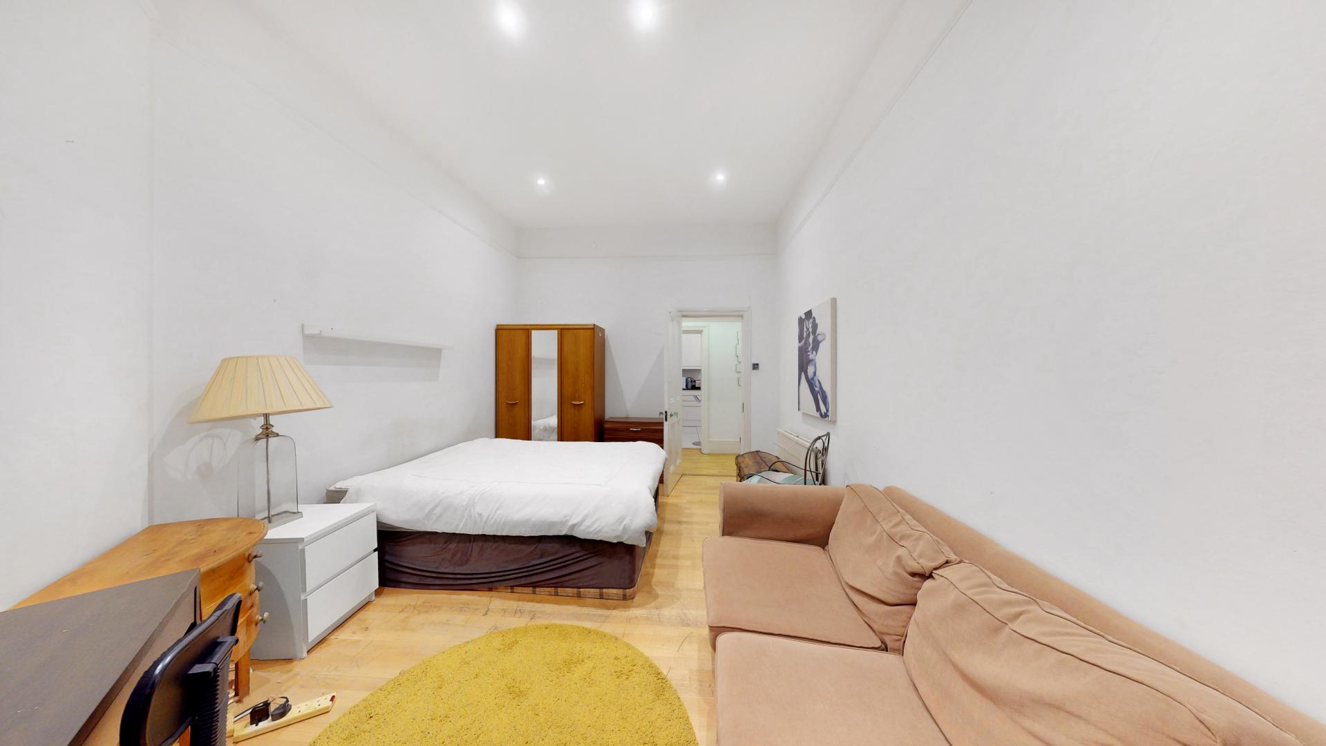 Modern Apartment Sandwell Mansions, West Hampstead